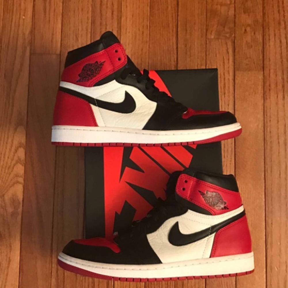 Jordan 1 bred toe